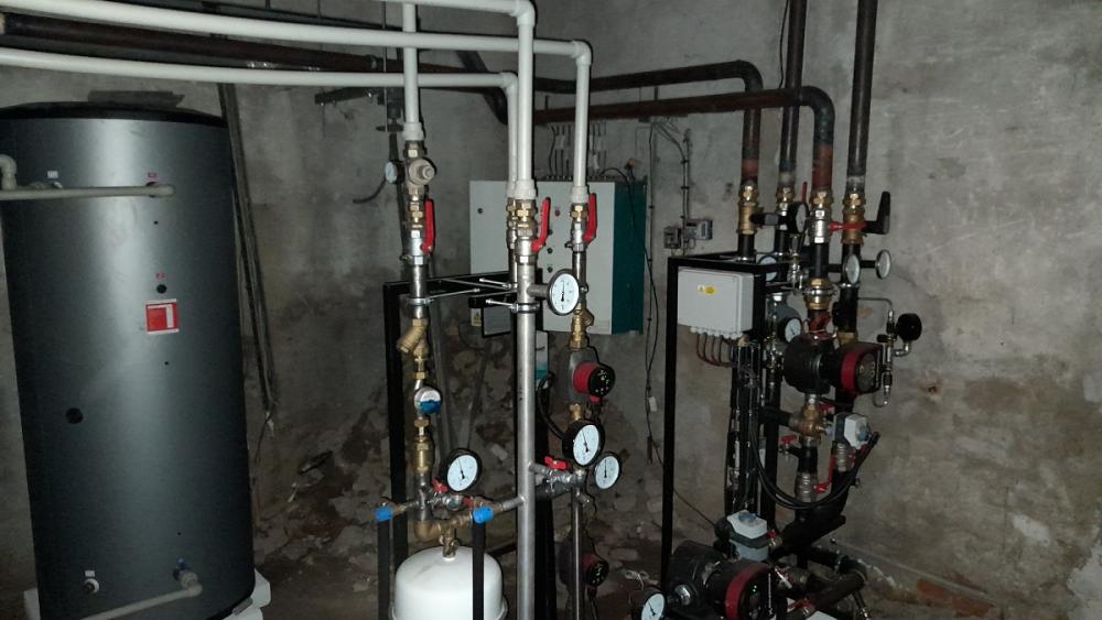 REKONSTRUKCE BYTOVÉ PŘEDÁVACÍ STANICE, CELKEM 8 STANIC, REALIZACE 07/2021